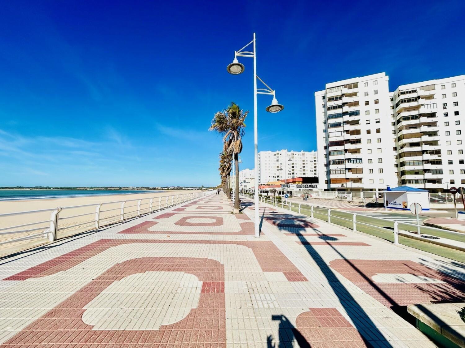 Gatu Arena " Preferente Mayores De 25 Anos Y Familias " El Puerto de Santa María Eksteriør billede